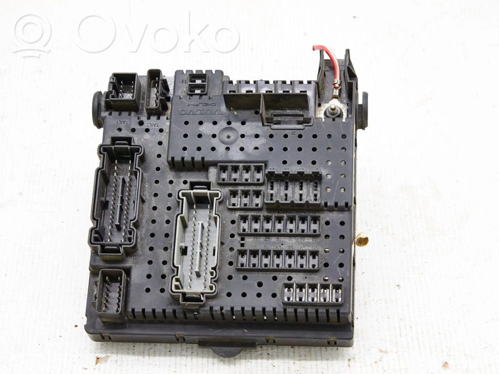Módulo de fusible   8676391