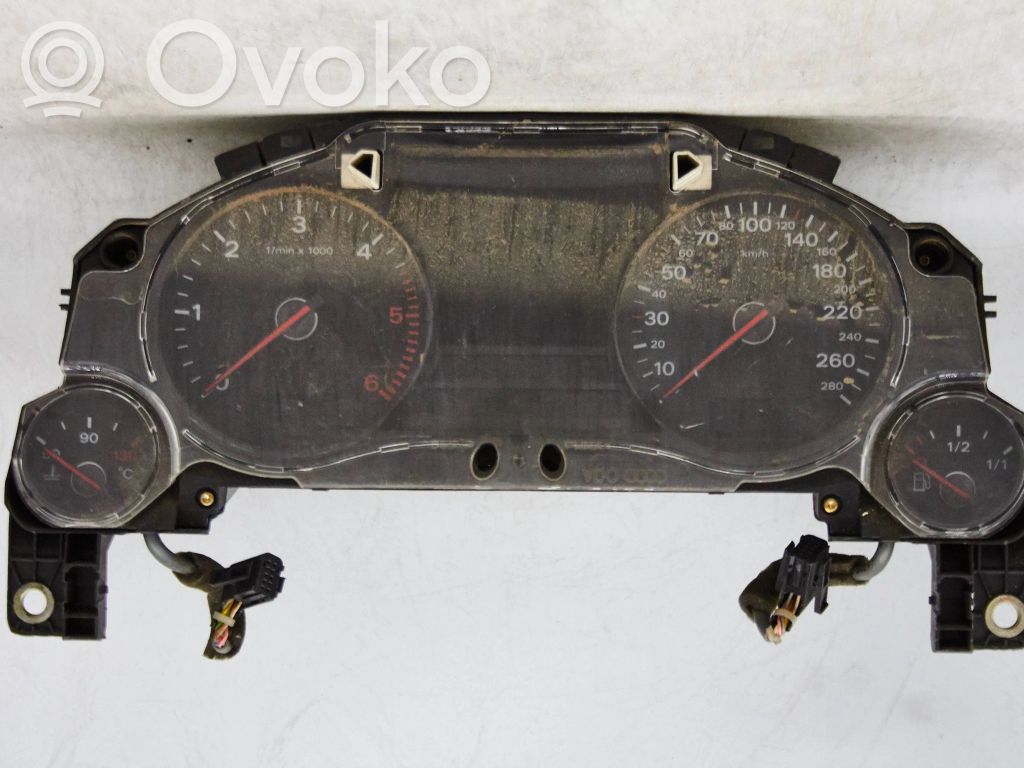 Audi A8 S8 D3 4E Speedometer (instrument cluster) 