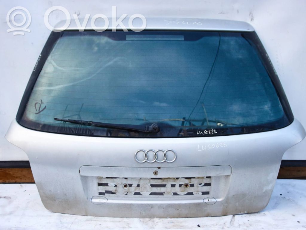 Audi A4 S4 B5 8D Couvercle de coffre 
