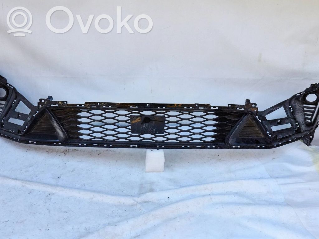 KIA Ceed Front bumper lower grill 