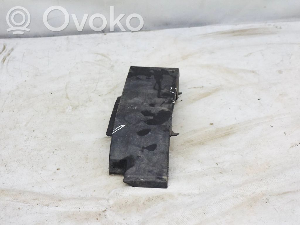 Listón embellecedor de la puerta corredera (moldura)   EZ5801521537