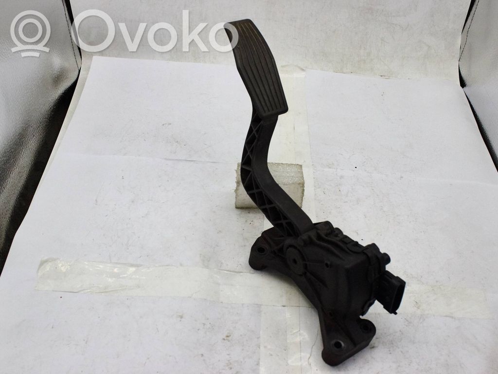 KIA Cerato Accelerator throttle pedal 