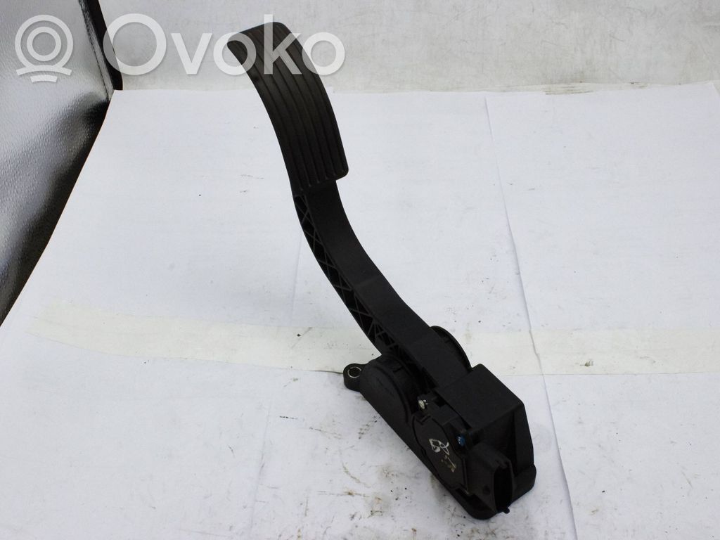 KIA Carnival Accelerator throttle pedal 