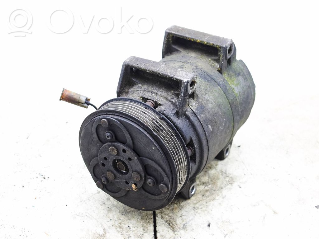Volvo V70 Air conditioning (A/C) compressor (pump) 