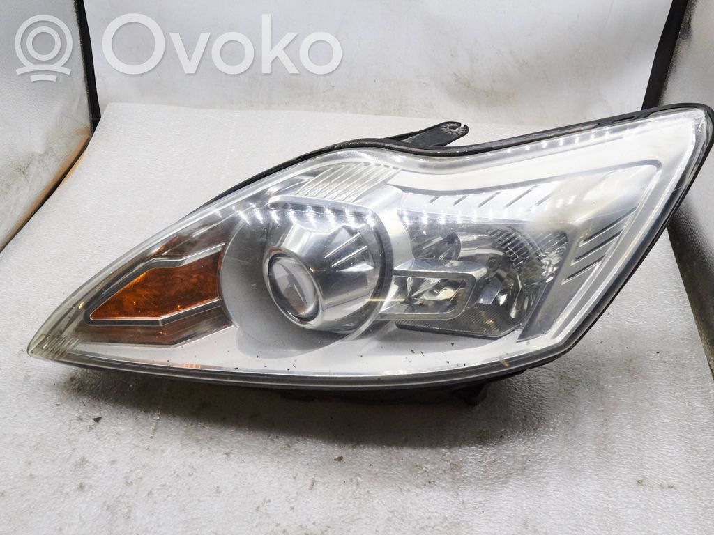 Ford Focus Headlight/headlamp 