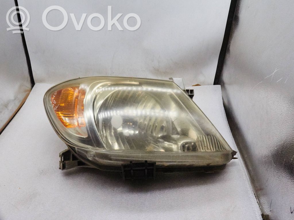Toyota Hilux (AN10, AN20, AN30) Faro delantero/faro principal 