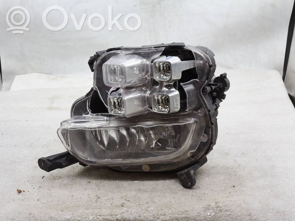 Miglas lukturis priekšā   92201A2960