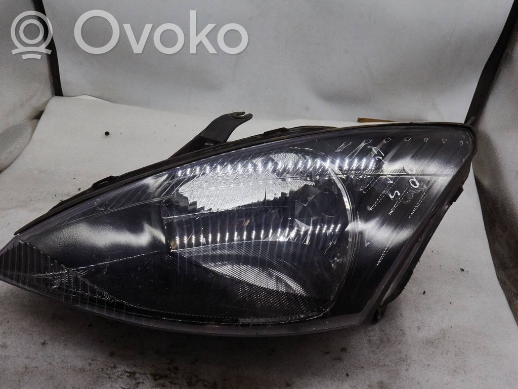 Ford Focus Priekšējais lukturis 