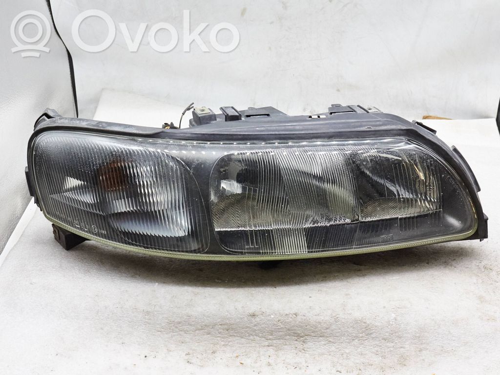 Volvo V70 Headlight/headlamp 