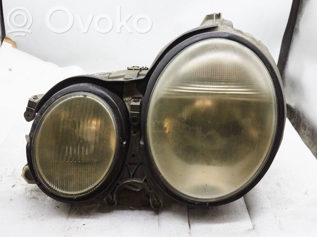 Mercedes-Benz E W210 Headlight/headlamp 