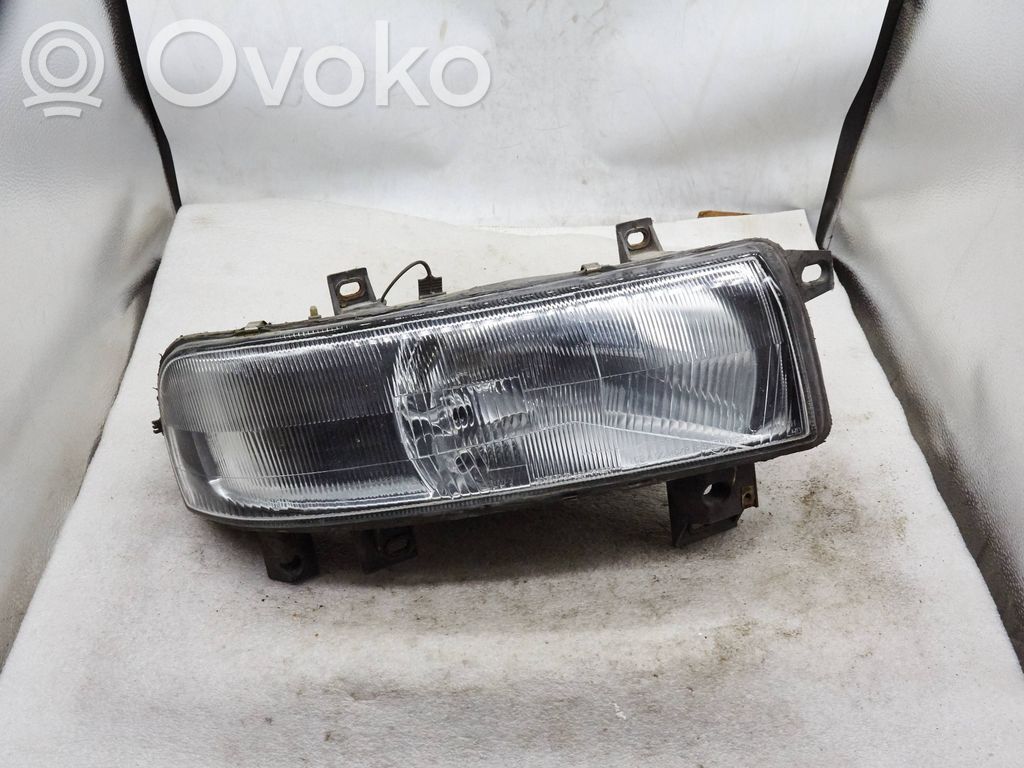 Lampa przednia   38200999R,38200746