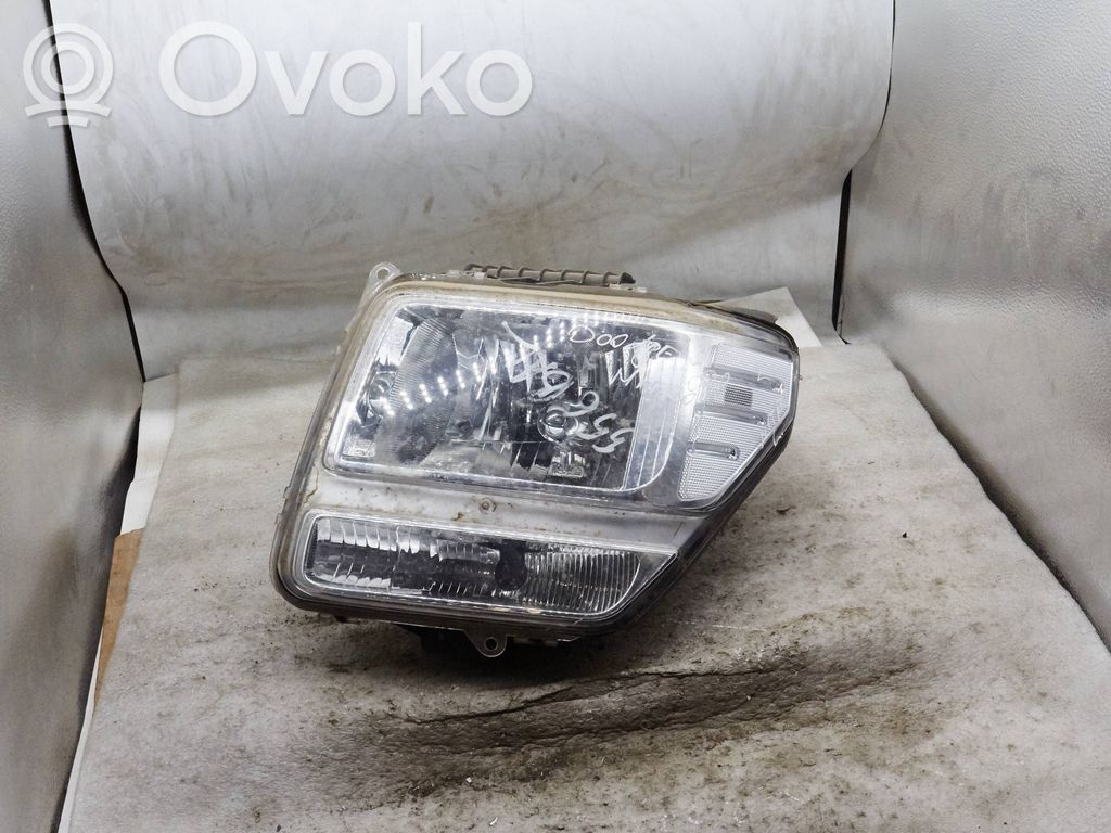 Dodge Nitro Phare frontale 