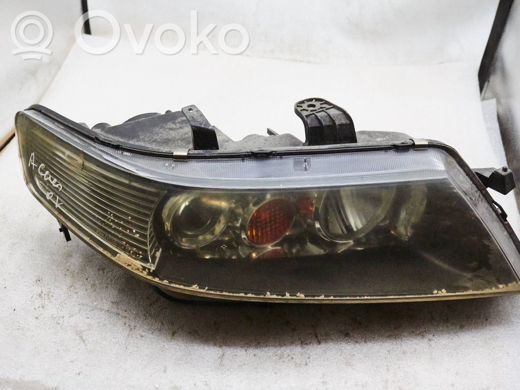 Honda Accord Lampa przednia 