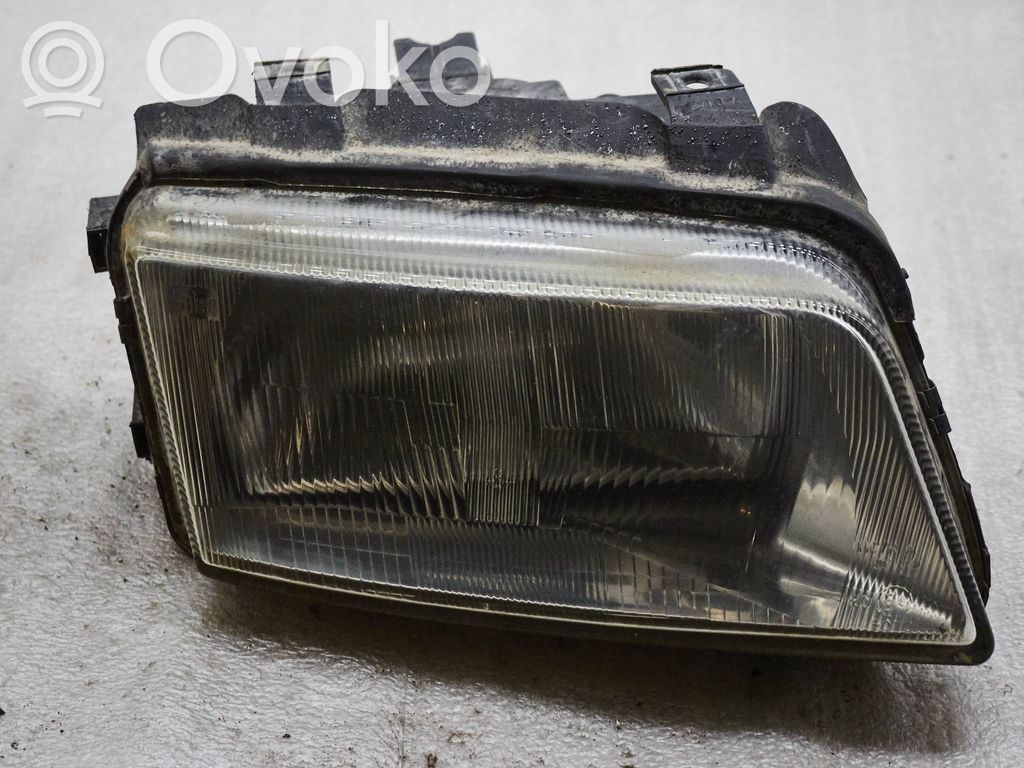 Audi A4 S4 B5 8D Scheinwerfer 