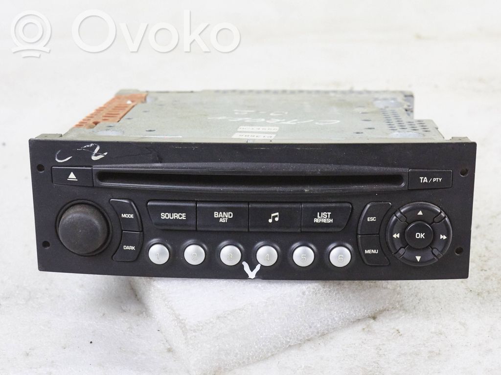 Peugeot 207 Radio/CD/DVD/GPS head unit 