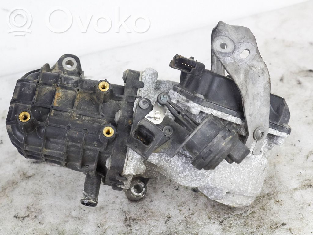 Opel Vivaro Válvula EGR 