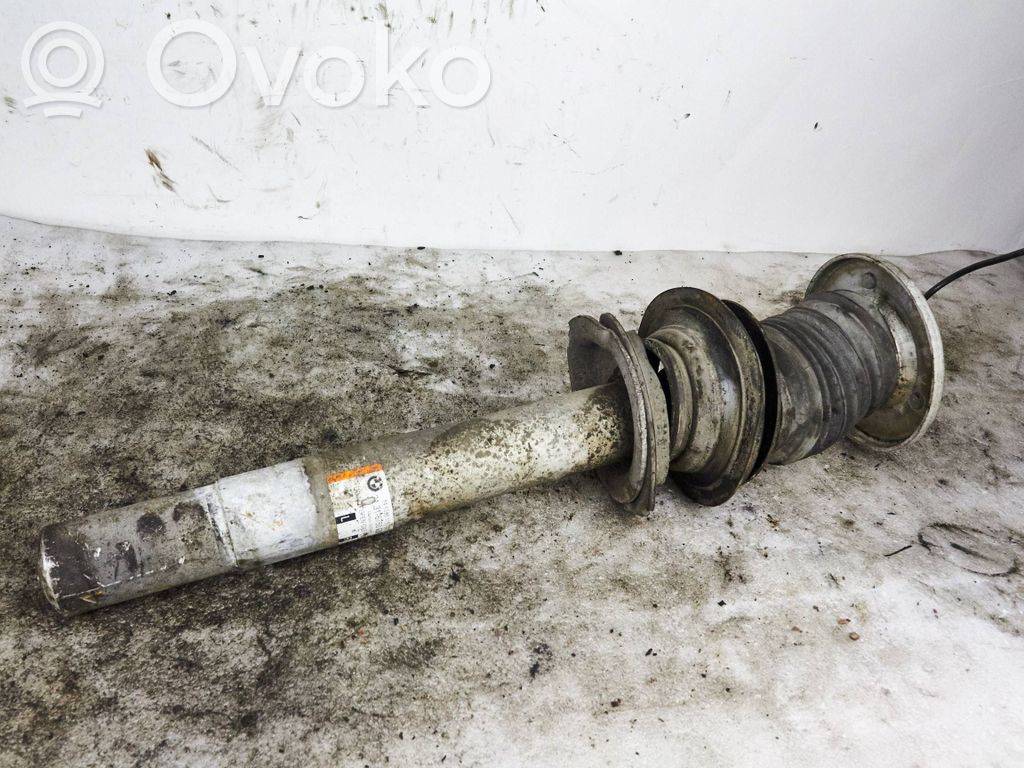 BMW 5 E39 Priekšpusē amortizators ar atsperi 