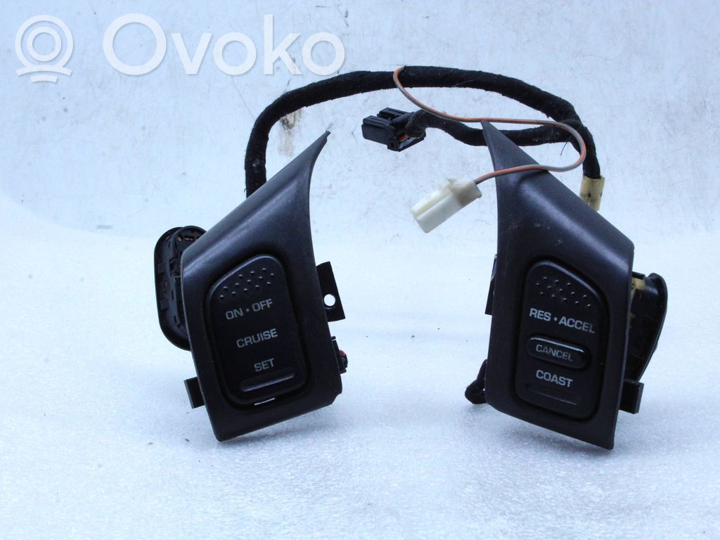 Jeep Grand Cherokee (WJ) Steering wheel buttons/switches 