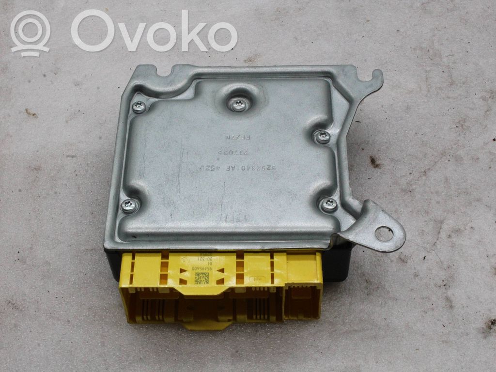 Mercedes-Benz C W205 Unitate/modul de comandă airbaguri 
