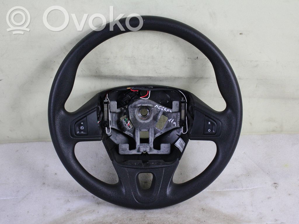 Renault Fluence Ohjauspyörä 