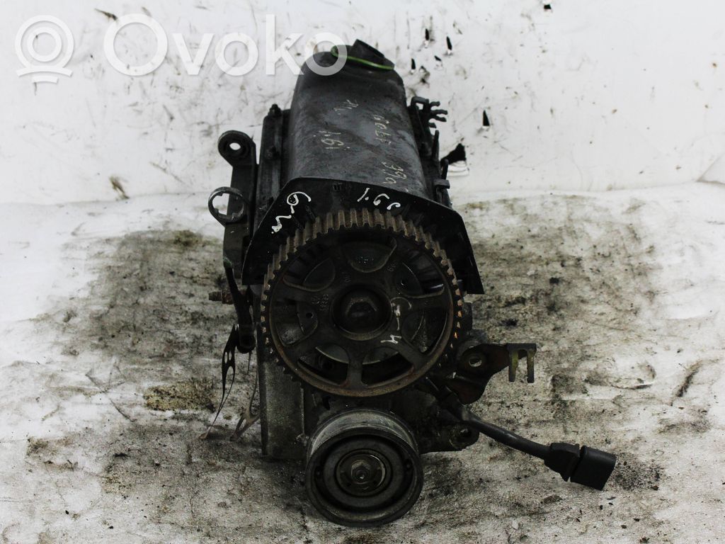 Volkswagen Golf IV Engine head 