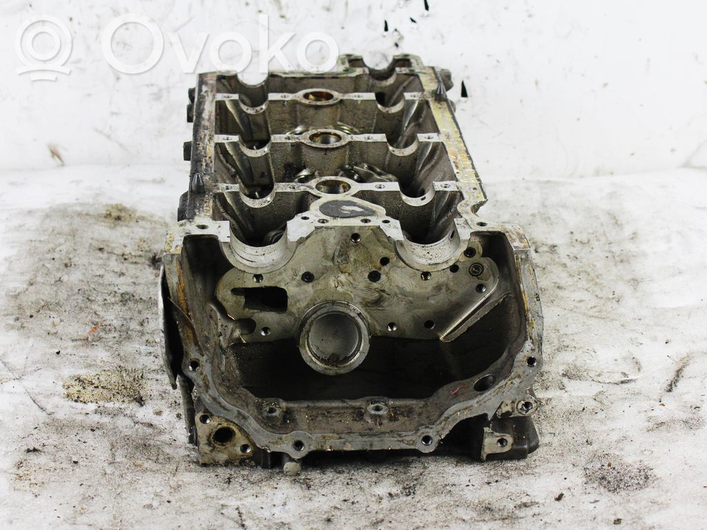 Audi A6 S6 C6 4F Engine head 