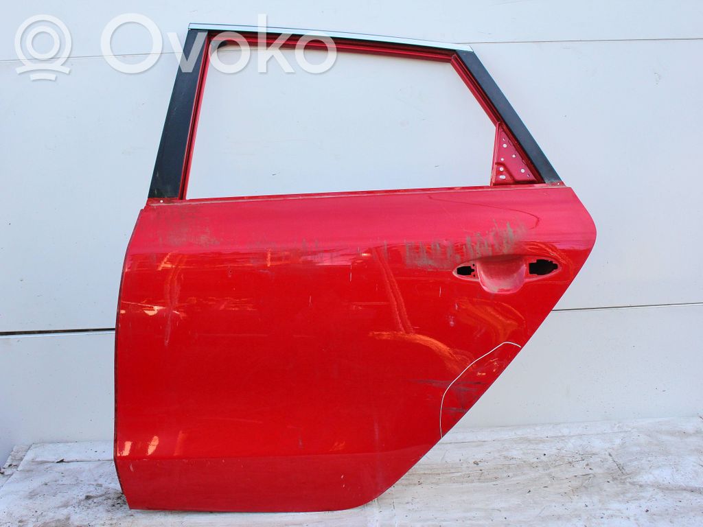 KIA Ceed Galinės durys 