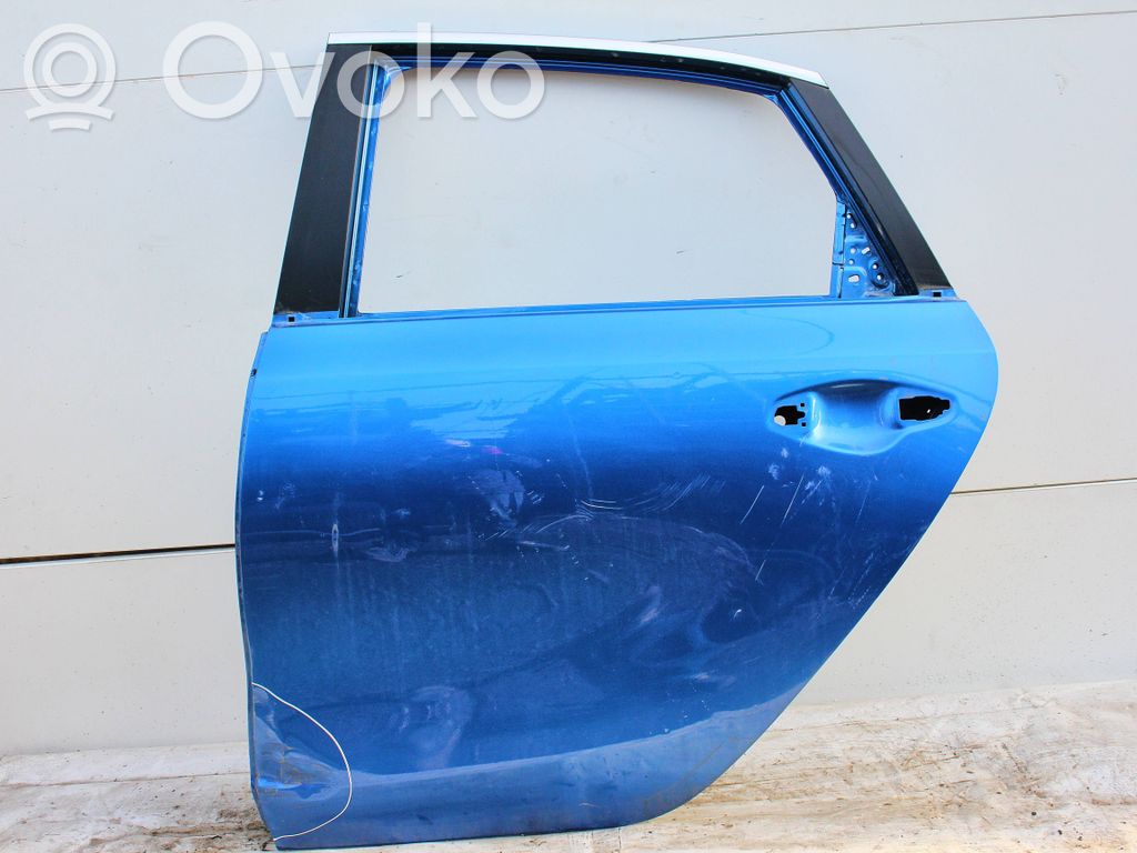 KIA Ceed Galinės durys 