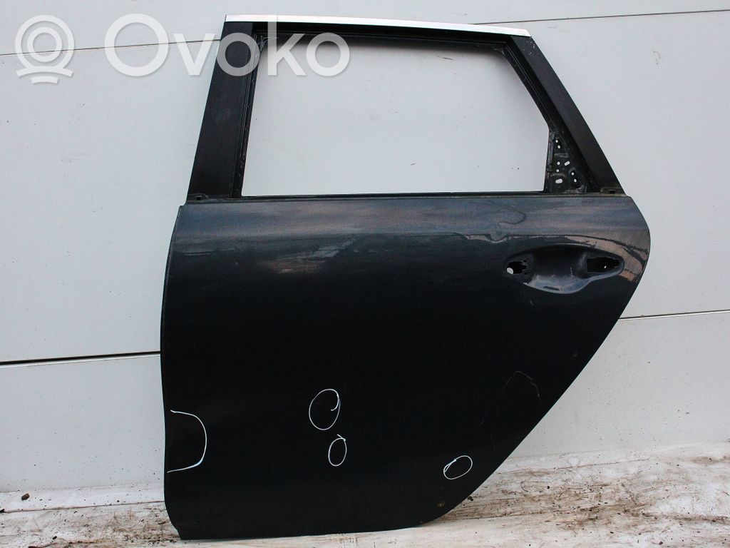 KIA Ceed Galinės durys 