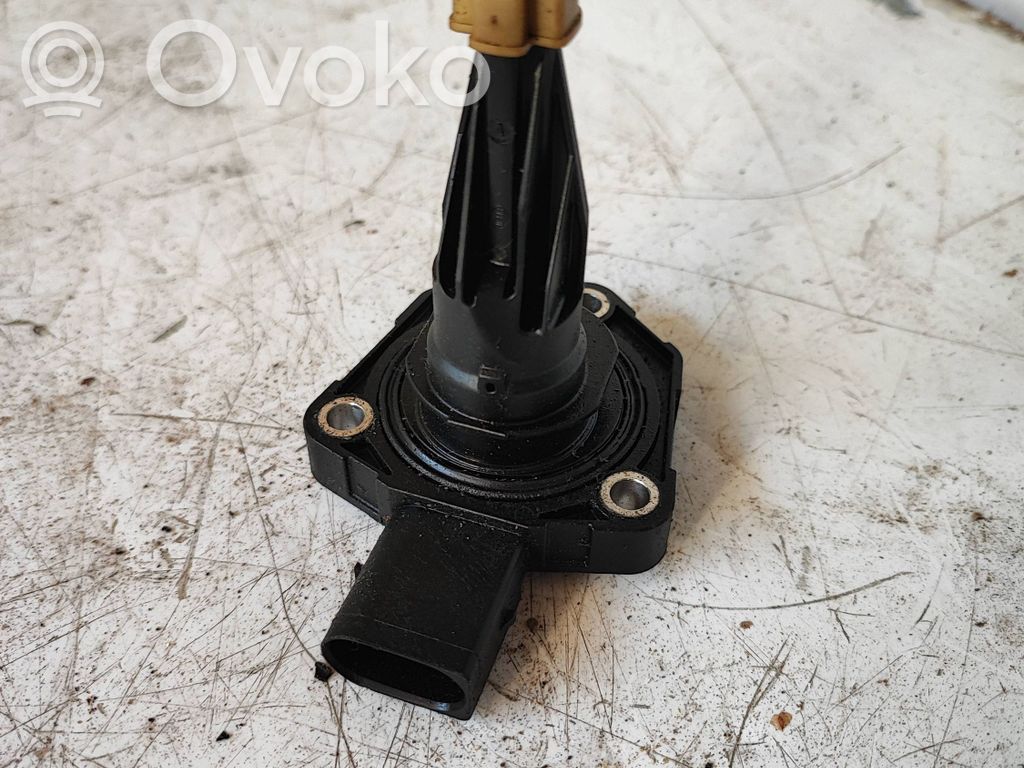 BMW 3 F30 F35 F31 Czujnik poziomu oleju 
