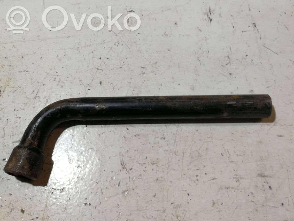 Volvo S40 Llave de tuercas de rueda 
