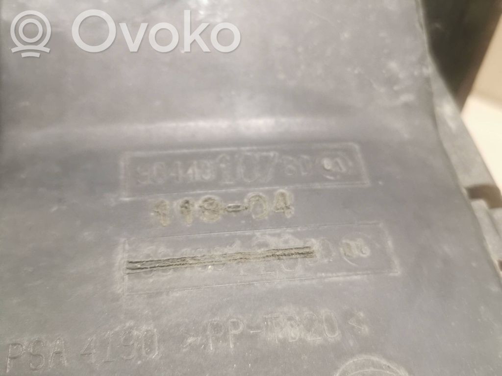 Peugeot 407 Obudowa filtra powietrza 