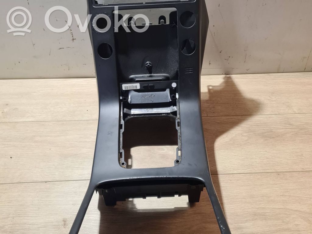 Volvo S80 Center console 