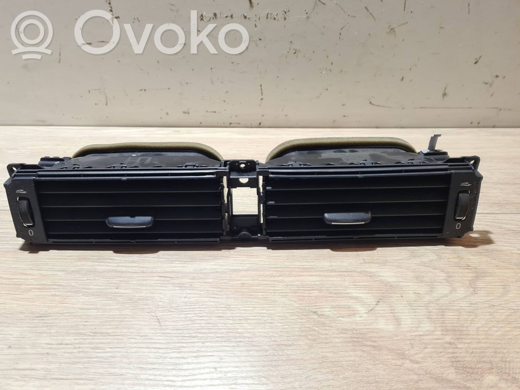 Volvo S80 Dysze / Kratki środkowego nawiewu deski rozdzielczej 
