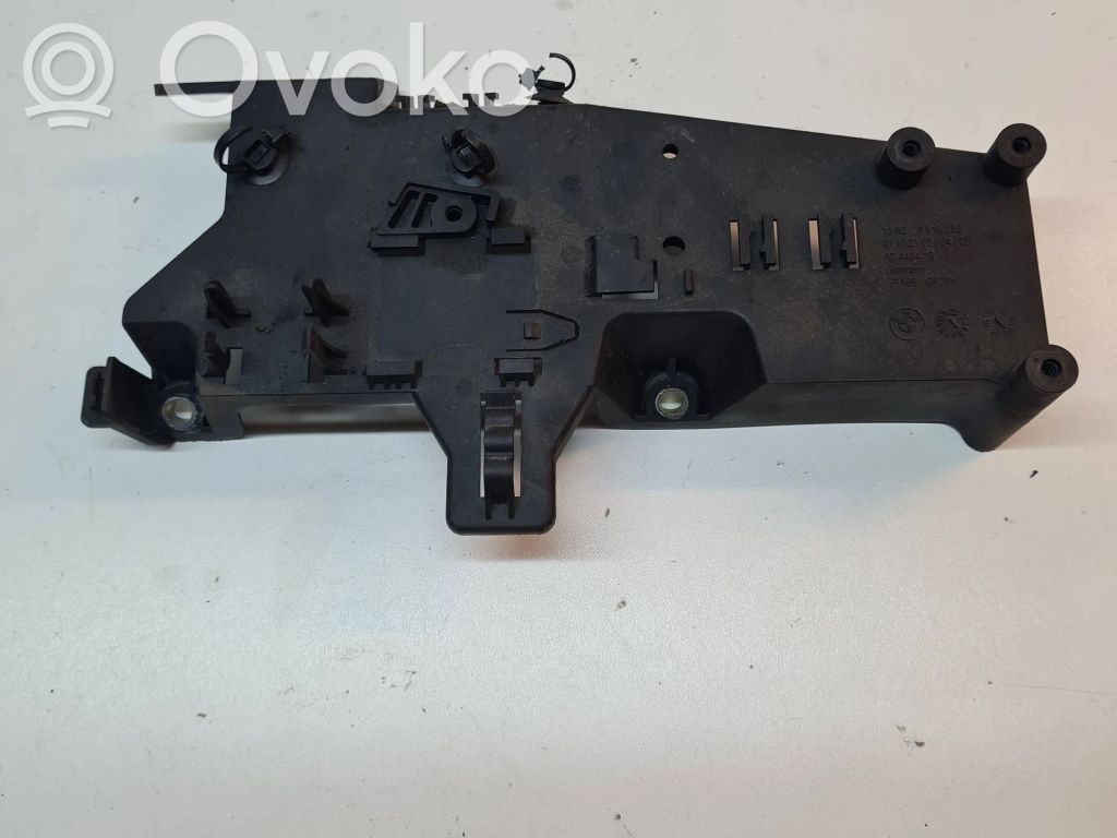 BMW 3 E90 E91 Other engine bay part 