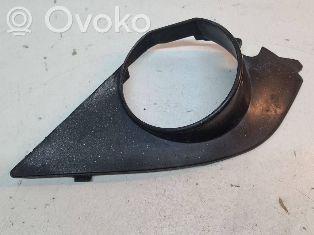 BMW 5 E60 E61 Etusumuvalon ritilä 
