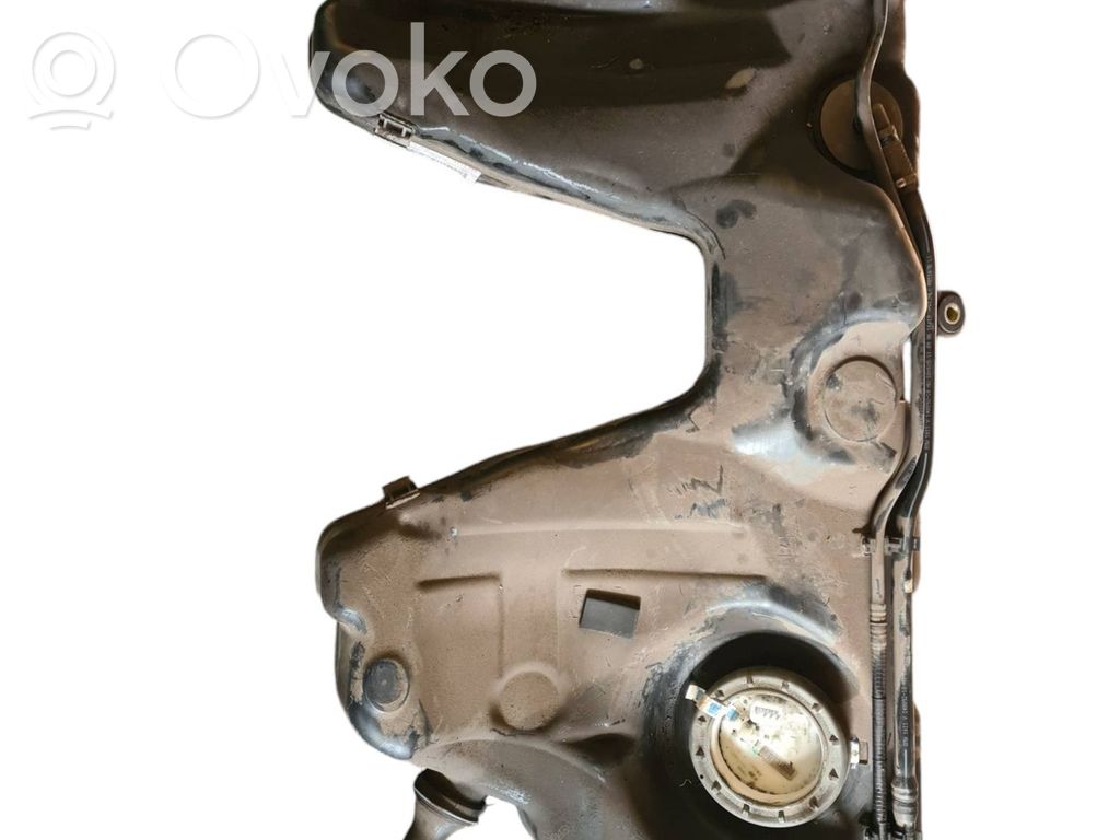 BMW 5 E60 E61 Réservoir de carburant 