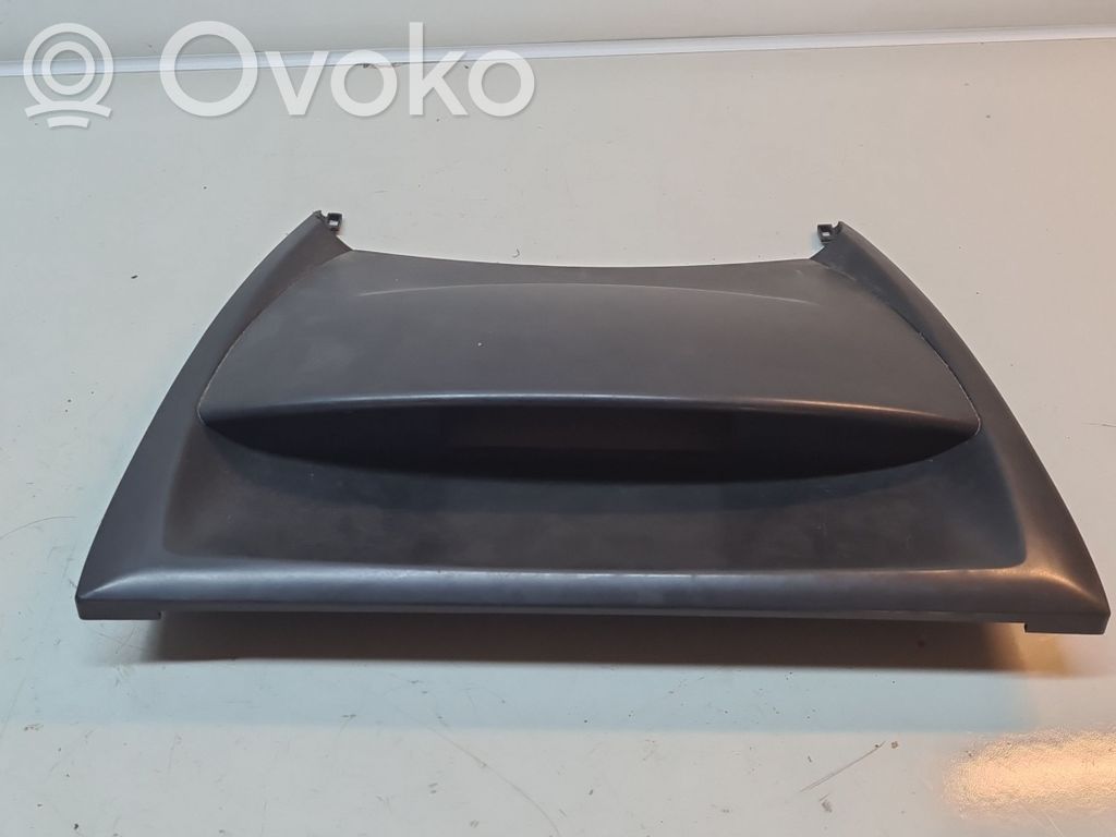 Citroen C8 Kita salono detalė 