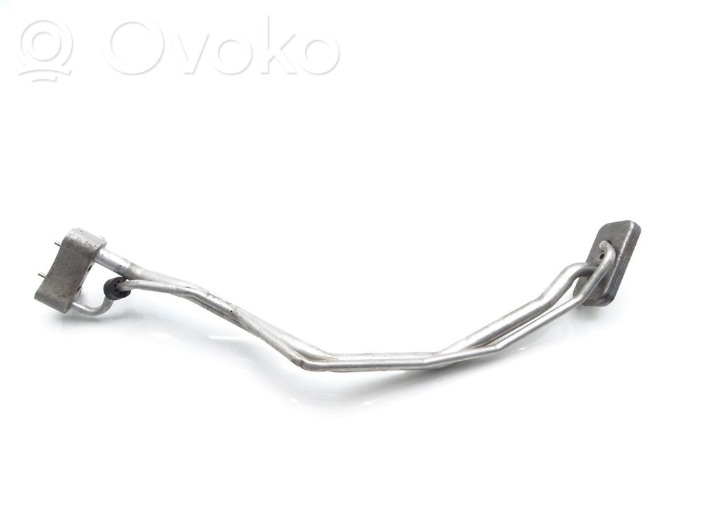 Ilmastointilaitteen putki (A/C)   9187635
