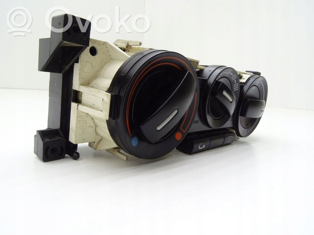 Audi A2 Air conditioning (A/C) switch 