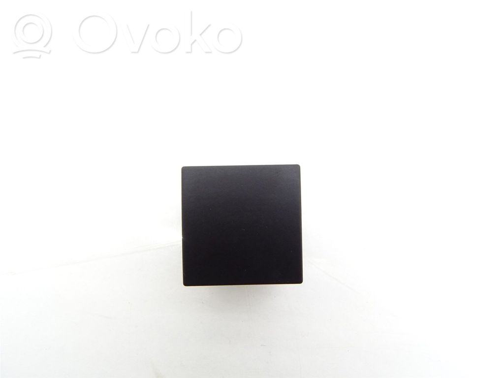 Centrinio garsiakalbio apdaila   1K0959623D