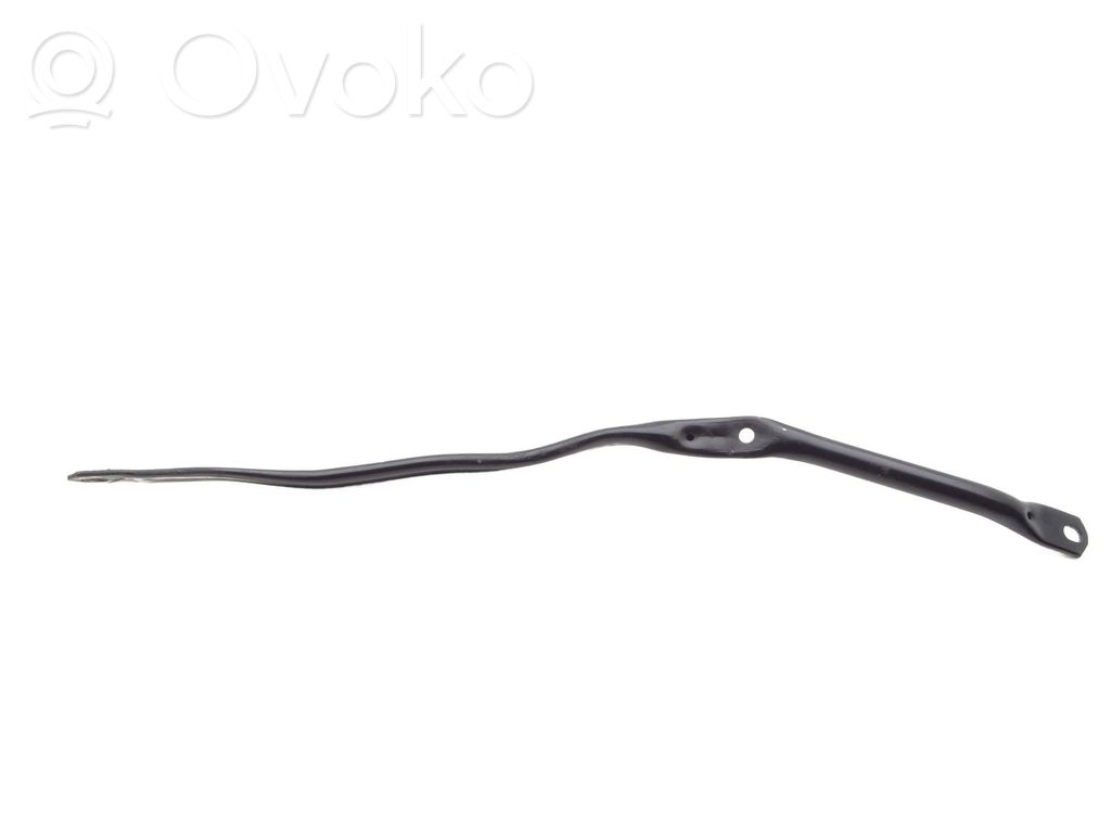 Front bumper foam support bar   7135647