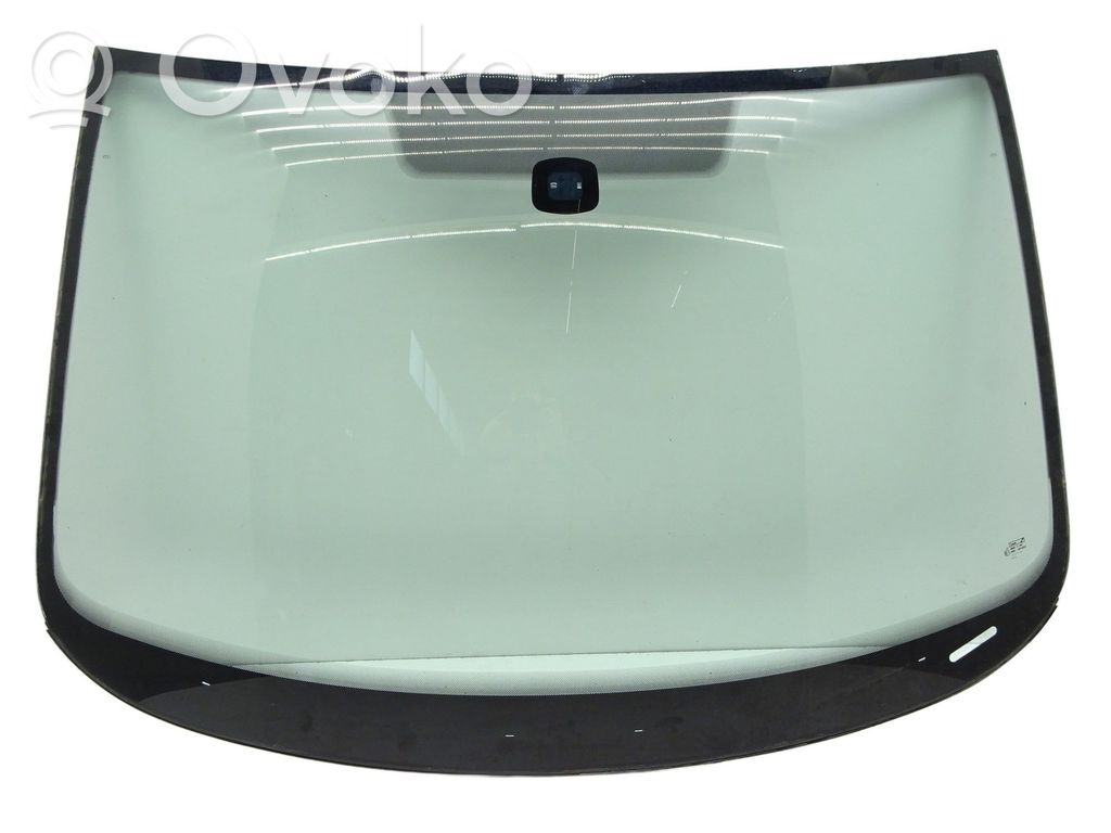 Skoda Superb B6 (3T) Front windscreen/windshield window 
