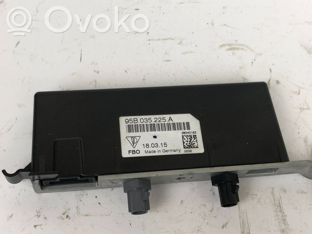 Porsche Macan (95B) Antenos stiprintuvas 