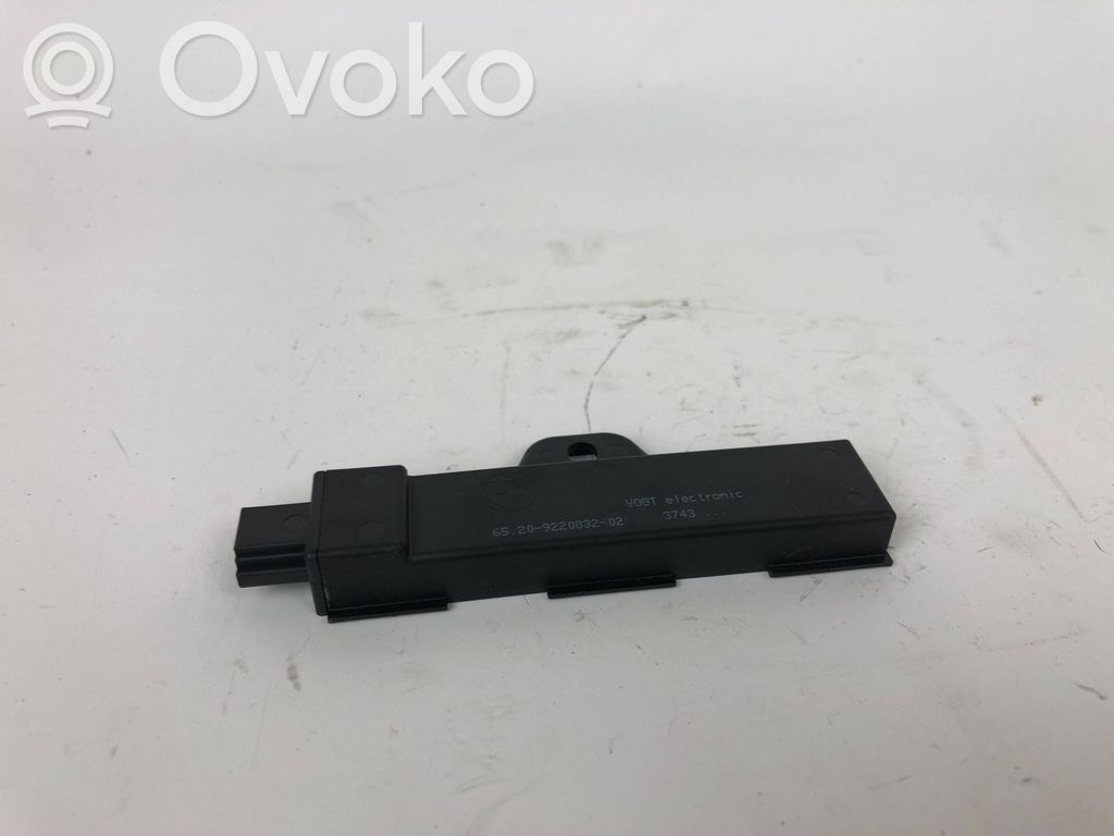 BMW X4 F26 Antena wewnętrzna 