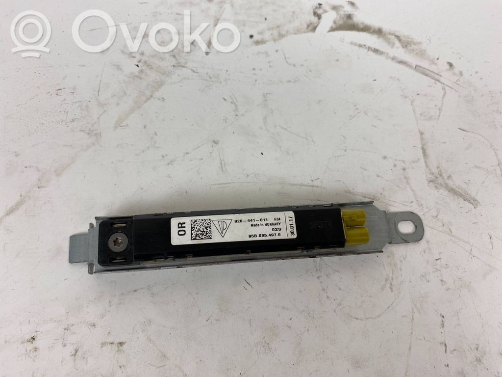 Porsche Macan (95B) Antenos stiprintuvas 