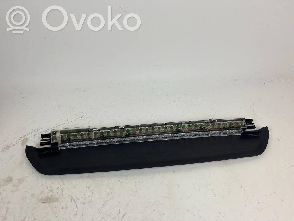 BMW X6 M Third/center stoplight 