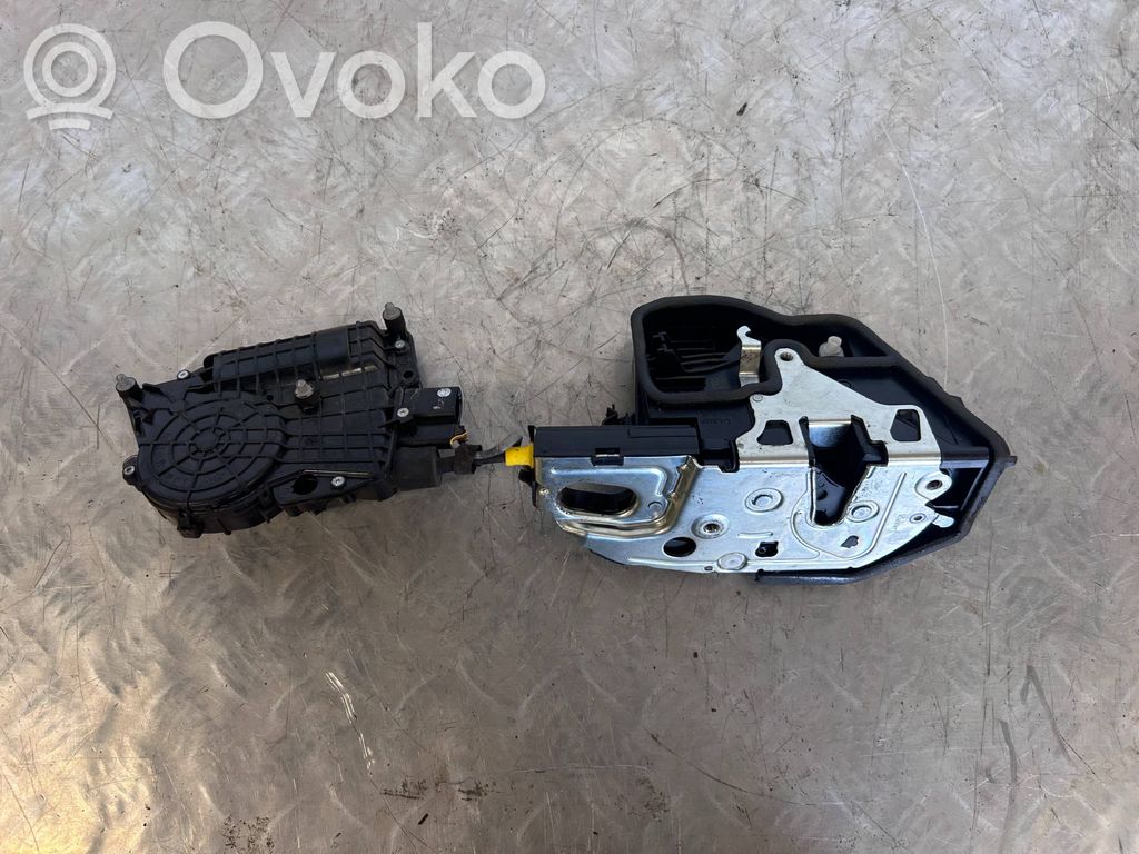 BMW X5M E70 Front door soft close latching motor 