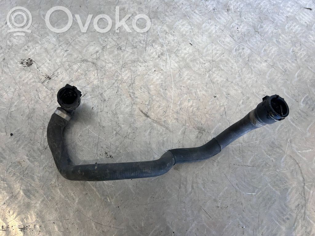 BMW X5M E70 Engine coolant pipe/hose 
