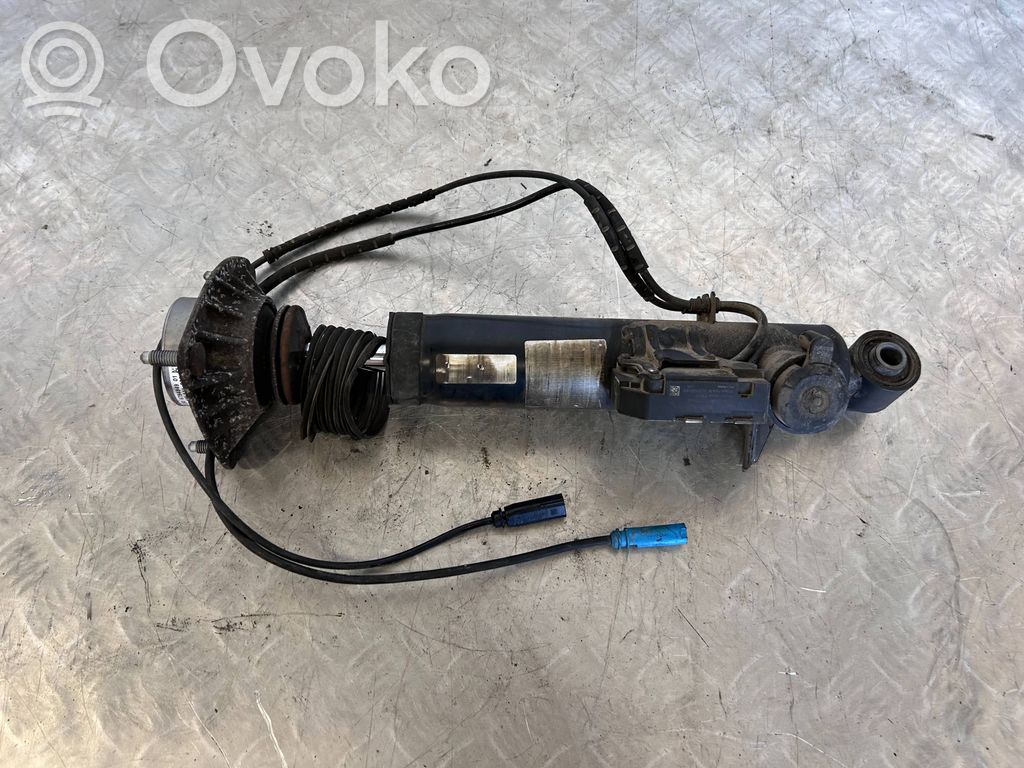 BMW X5M E70 Aizmugurē amortizators (pneimatiskā / hidrauliskā balstiekārta) 
